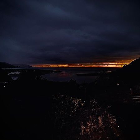 Beautiful Secluded Farmhouse With Hot Tub Villa Barmouth Bagian luar foto