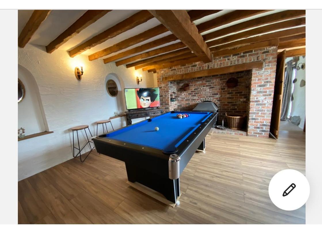 Beautiful Secluded Farmhouse With Hot Tub Villa Barmouth Bagian luar foto