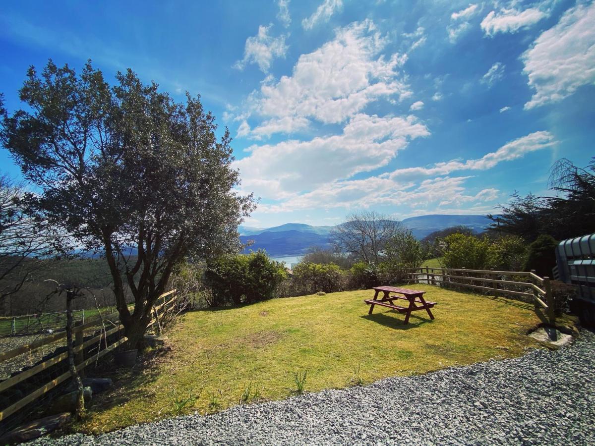 Beautiful Secluded Farmhouse With Hot Tub Villa Barmouth Bagian luar foto