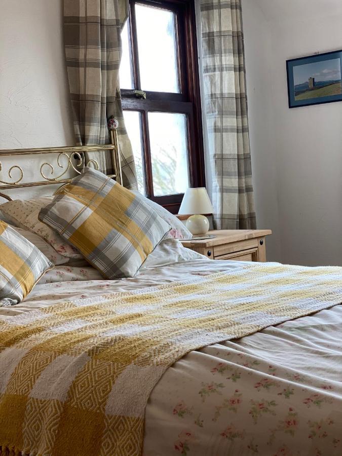 Beautiful Secluded Farmhouse With Hot Tub Villa Barmouth Bagian luar foto