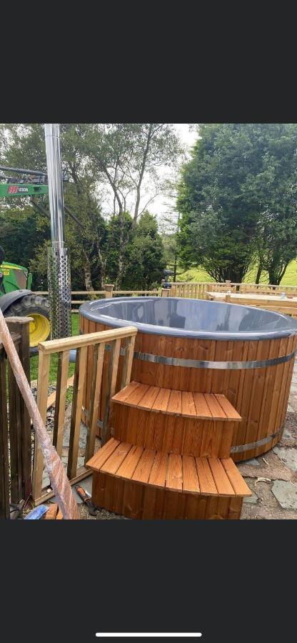 Beautiful Secluded Farmhouse With Hot Tub Villa Barmouth Bagian luar foto